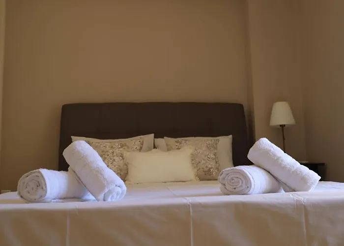 E.k. House アパート