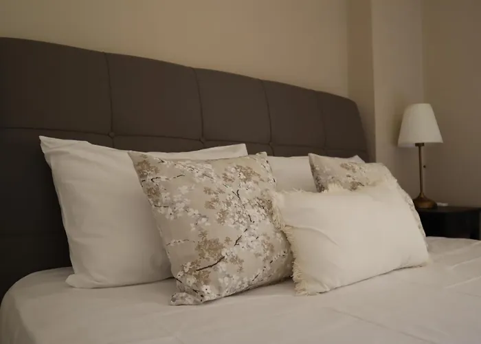 E.k. House * ハニア